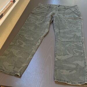 Women’s Green Camouflage Cargo Pants